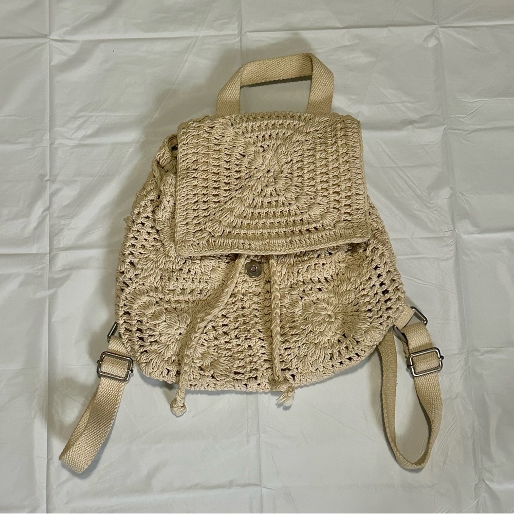 Source Unknown Crochet Backpack in Natural Cream